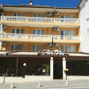 Ξενοδοχείο Family Alfa, Σωζόπολη
